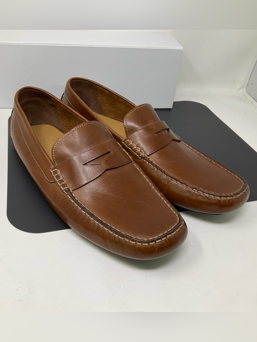 Cole Haan Mens brown Leather Loafers size 12 C04535